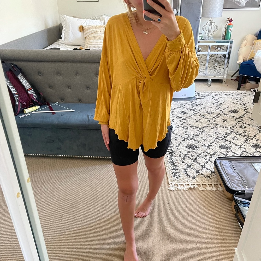 Free People- oversized long sleeve (reversible)